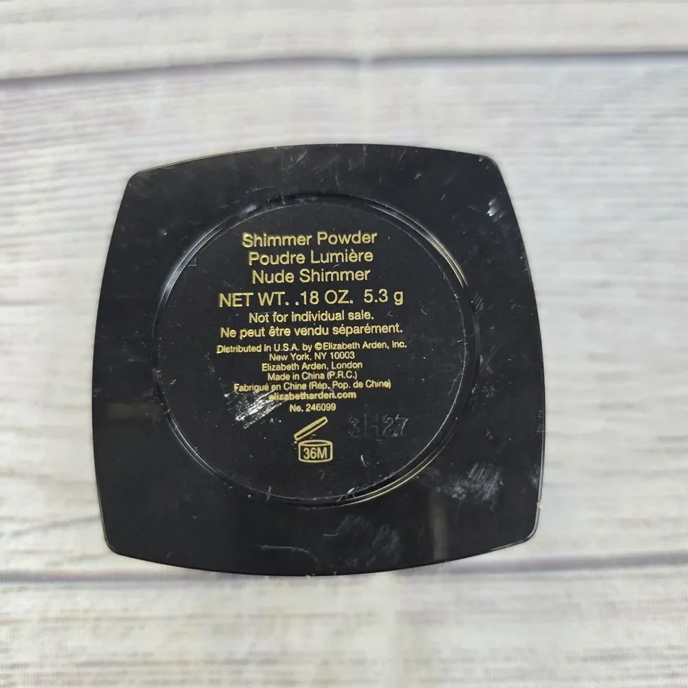 ELIZABETH ARDEN Shimmer Powder NUDE 5.3g New Unboxed With Sponge Pressed Powder